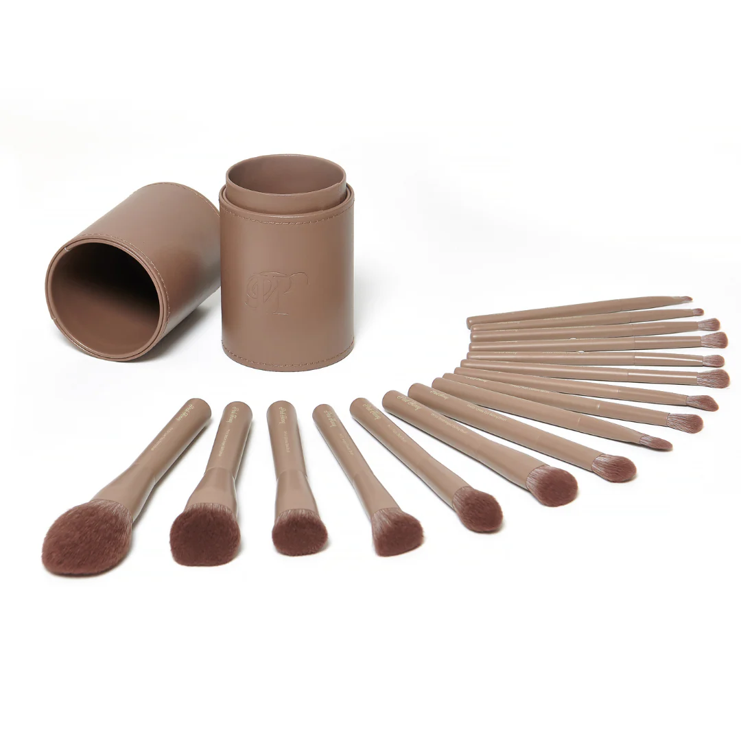 Arte Di Lusso 16-piece Full Set with Travel Case - Image 5